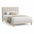 Lit double rembourré en tissu beige 140 x 190 cm avec tête de lit à panneaux verticaux et pieds en bois massif marron clair, 151 x 207 x 110 cm